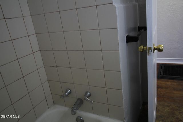 3315 SACRAMENTO Avenue, El Paso, TX 79930
