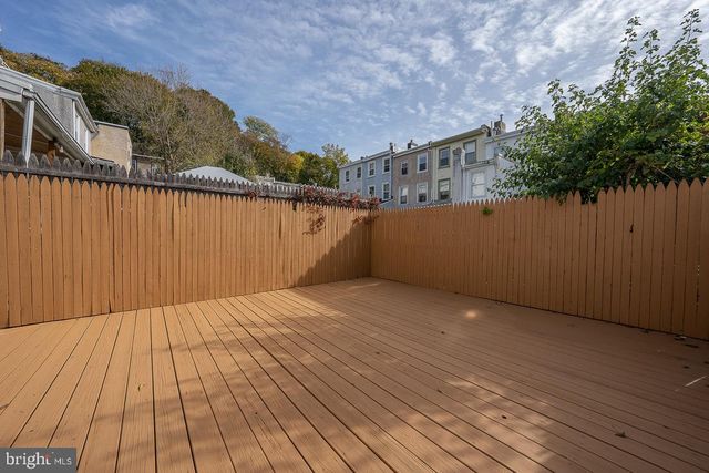 217 DUPONT ST, Philadelphia, PA 19127