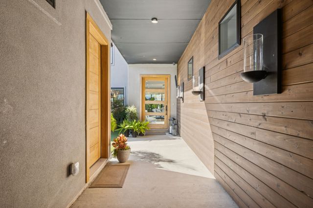 9733 Mixon Drive, Dallas, TX 75220