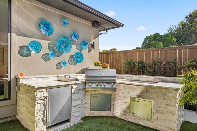 9733 Mixon Drive, Dallas, TX 75220