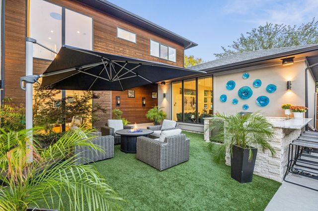 9733 Mixon Drive, Dallas, TX 75220