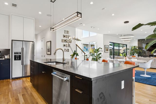 9733 Mixon Drive, Dallas, TX 75220