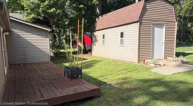 270 Indian Trail, Deerfield Township, MI 48421