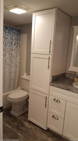 270 Indian Trail, Deerfield Township, MI 48421