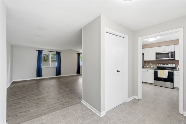 5196 Polen Drive, Kettering, OH 45440