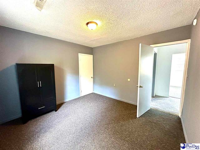 1528 Hickory Grove Rd, Bennettsville, SC 29512