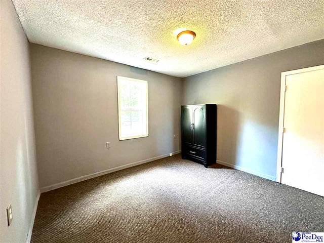 1528 Hickory Grove Rd, Bennettsville, SC 29512