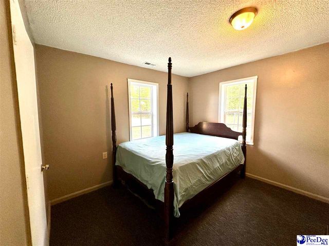1528 Hickory Grove Rd, Bennettsville, SC 29512