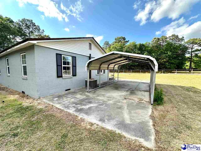 1528 Hickory Grove Rd, Bennettsville, SC 29512