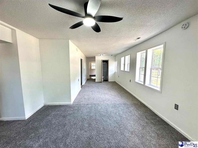 1528 Hickory Grove Rd, Bennettsville, SC 29512