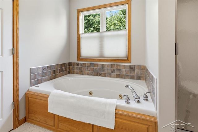 8297 Waxwing Drive, Tittabawassee Twp, MI 48623