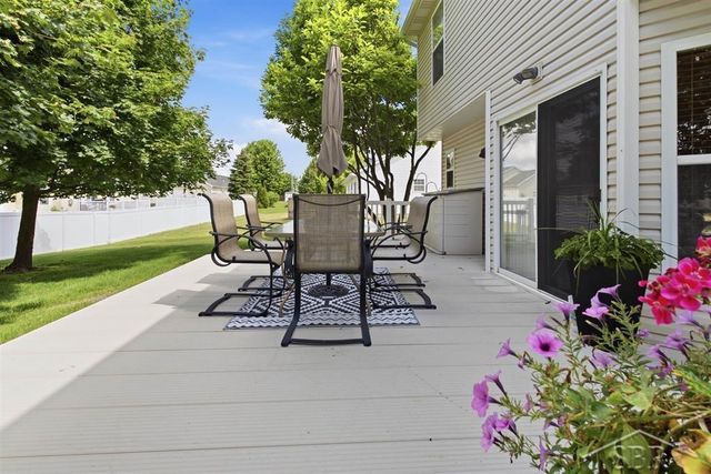 8297 Waxwing Drive, Tittabawassee Twp, MI 48623