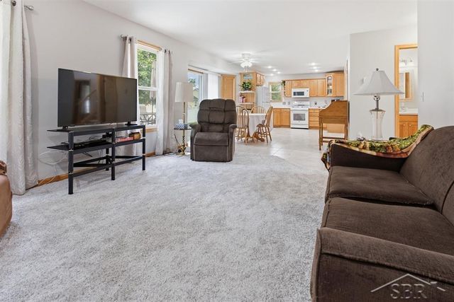 8297 Waxwing Drive, Tittabawassee Twp, MI 48623