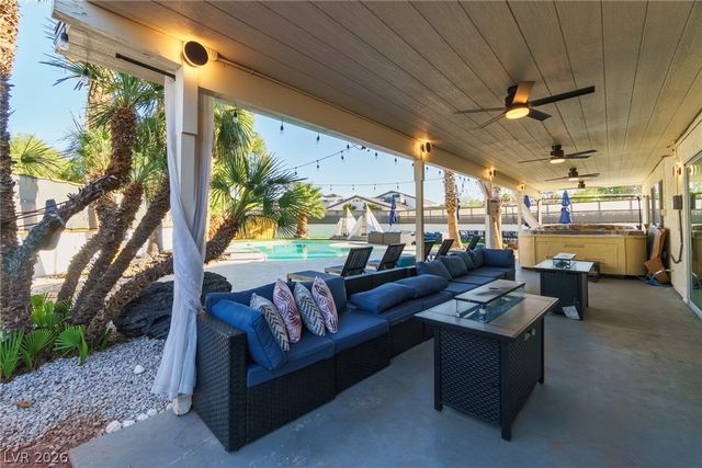 3080 Garnet Court, Las Vegas, NV 89121