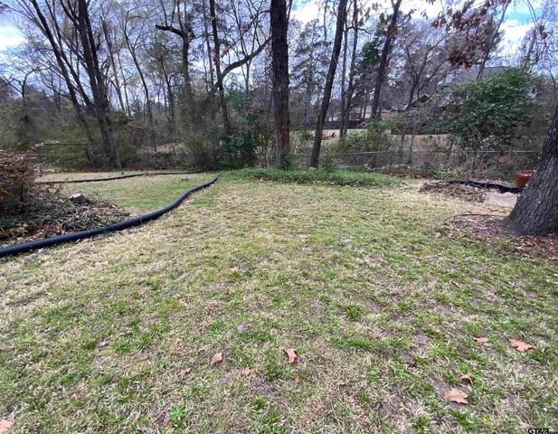 4913 Kirkcaldey Dr., Tyler, TX 75701