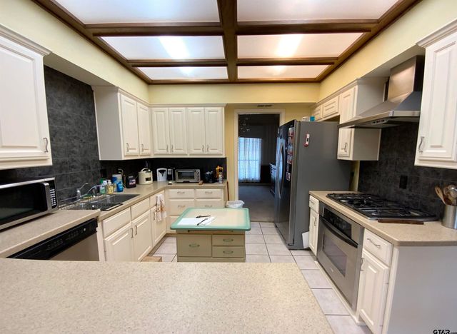 4913 Kirkcaldey Dr., Tyler, TX 75701