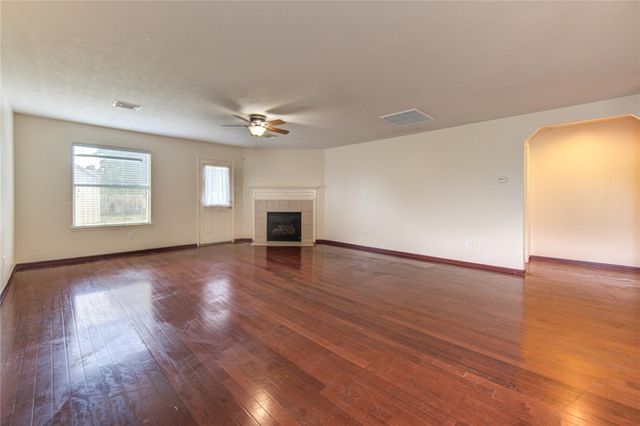 19130 Mission Fort Lane, Richmond, TX 77407