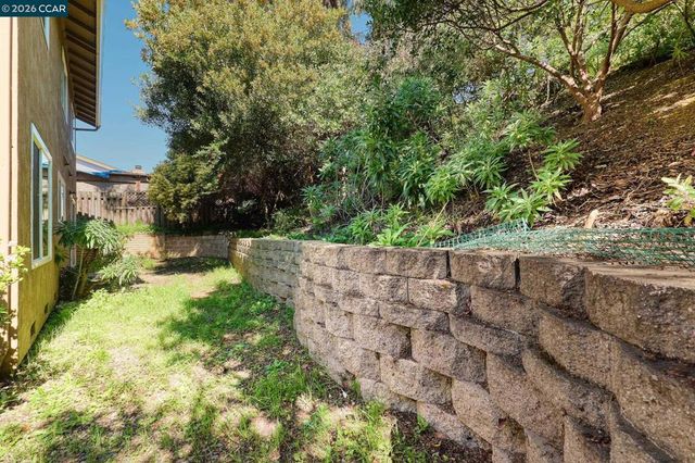 120 120 Persimmon Dr, Vallejo, CA 94589