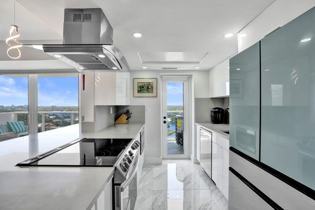 2701 N Ocean Boulevard 17e, Fort Lauderdale, FL 33308