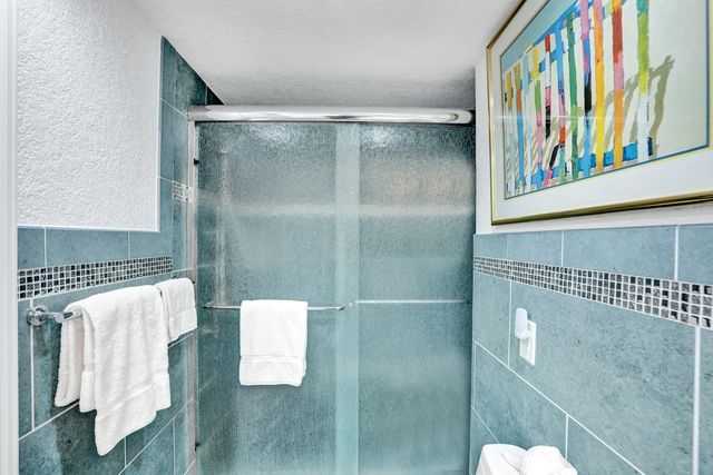 2701 N Ocean Boulevard 17e, Fort Lauderdale, FL 33308