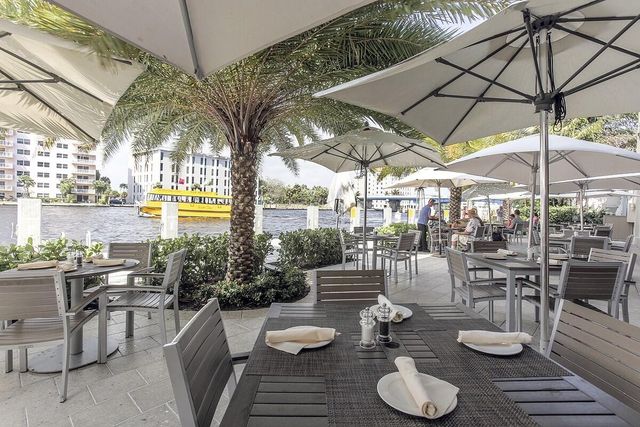 2701 N Ocean Boulevard 17e, Fort Lauderdale, FL 33308