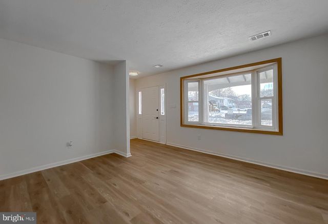 2094 CHAPELSIDE CT, Waldorf, MD 20602