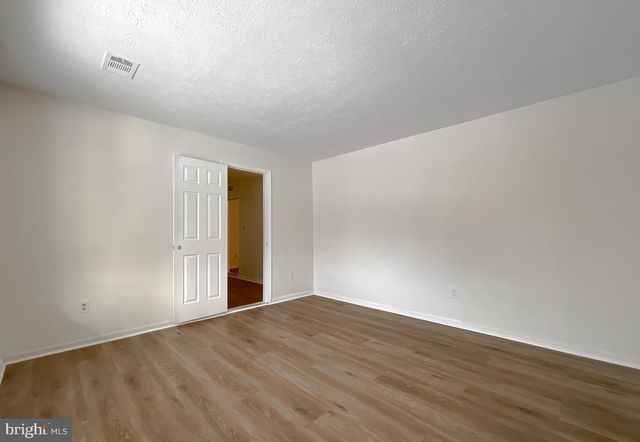 2094 CHAPELSIDE CT, Waldorf, MD 20602