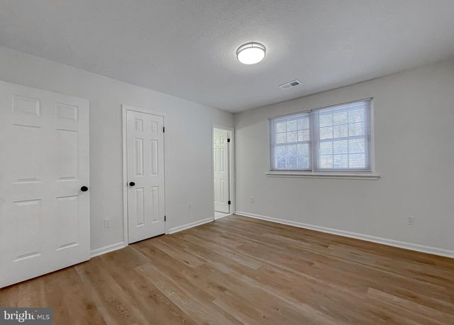 2094 CHAPELSIDE CT, Waldorf, MD 20602