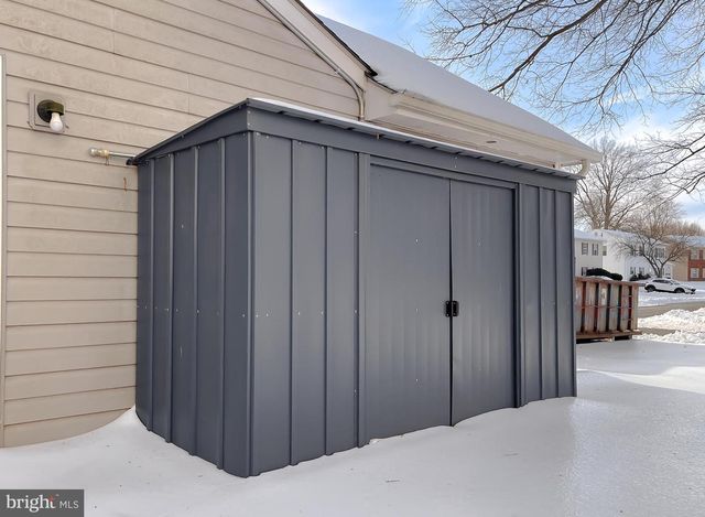 2094 CHAPELSIDE CT, Waldorf, MD 20602