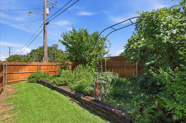 234 Turpin Drive, Highland Village, TX 75077