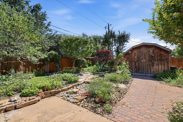 234 Turpin Drive, Highland Village, TX 75077