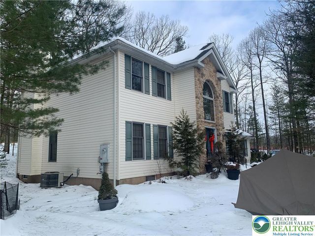 25 Rollingwood Trail, Chestnuthill Twp, PA 18353