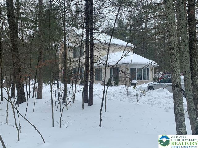 25 Rollingwood Trail, Chestnuthill Twp, PA 18353