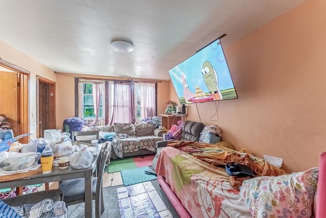 5017 W 32nd Street, Cicero, IL 60804