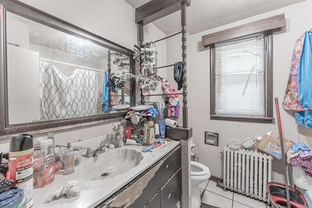 5017 W 32nd Street, Cicero, IL 60804