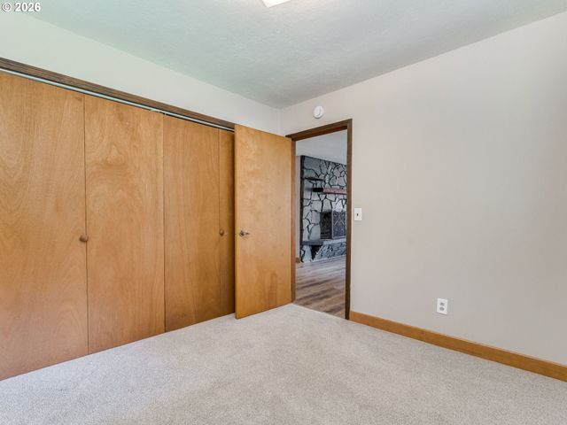 15480 S BIG ROCK Loop, Mulino, OR 97042