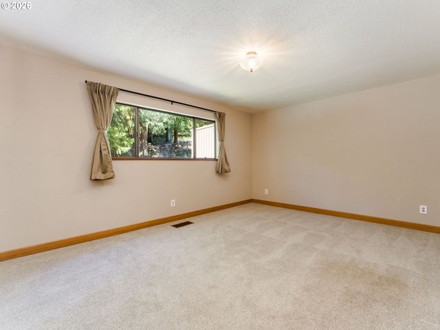 15480 S BIG ROCK Loop, Mulino, OR 97042
