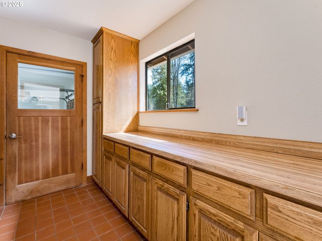 15480 S BIG ROCK Loop, Mulino, OR 97042