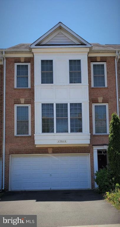 17513 VICTORIA FALLS DR, Dumfries, VA 22025