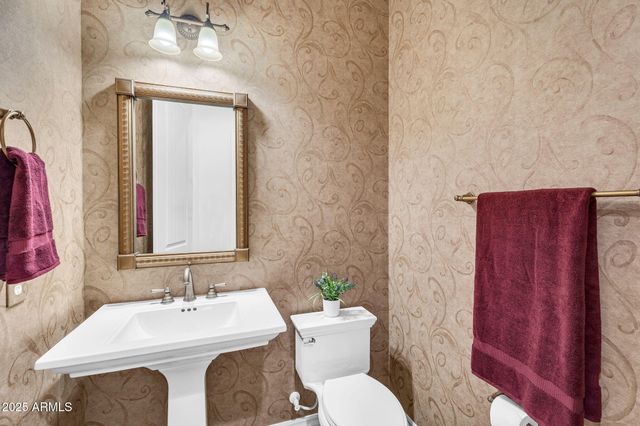 610 W Tonto Drive, Chandler, AZ 85248