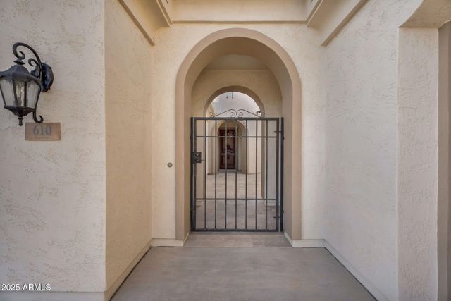 610 W Tonto Drive, Chandler, AZ 85248