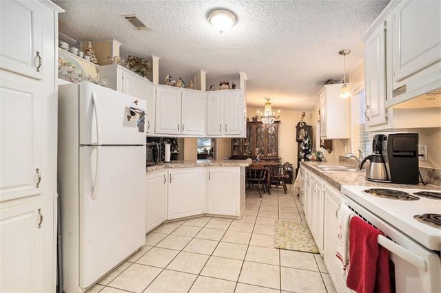 4210 SEABERG ROAD, Zephyrhills, FL 33541