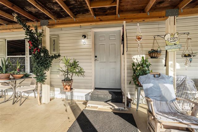 4210 SEABERG ROAD, Zephyrhills, FL 33541