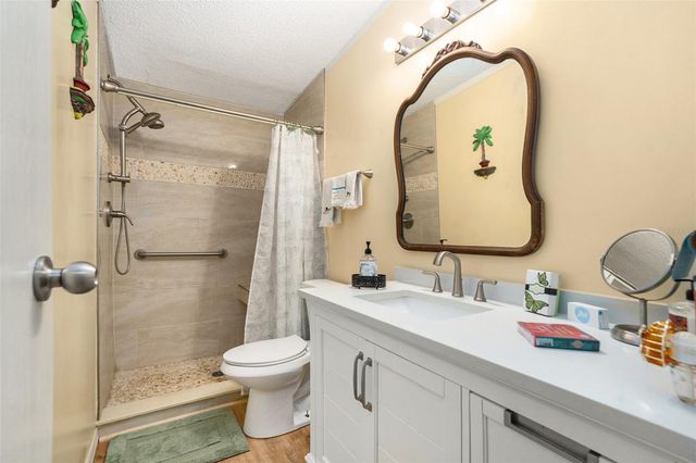 4210 SEABERG ROAD, Zephyrhills, FL 33541