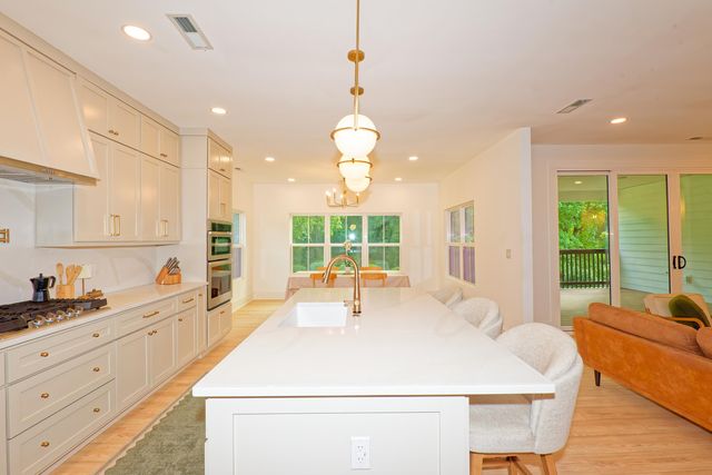 308 Aunt Carrie Place, Wellford, SC 29385