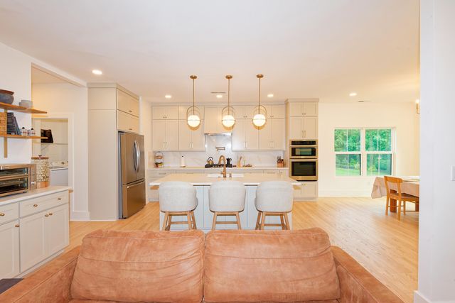 308 Aunt Carrie Place, Wellford, SC 29385