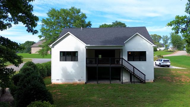 308 Aunt Carrie Place, Wellford, SC 29385