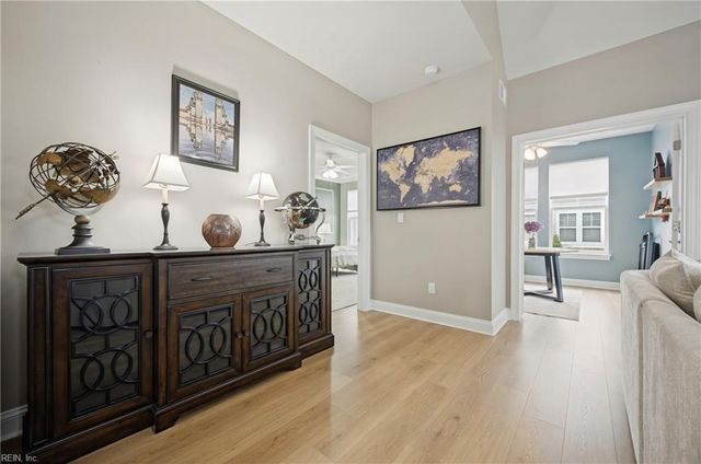 2000 Barton LN, Chesapeake, VA 23322