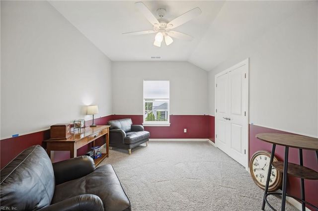2000 Barton LN, Chesapeake, VA 23322
