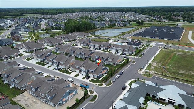 2000 Barton LN, Chesapeake, VA 23322